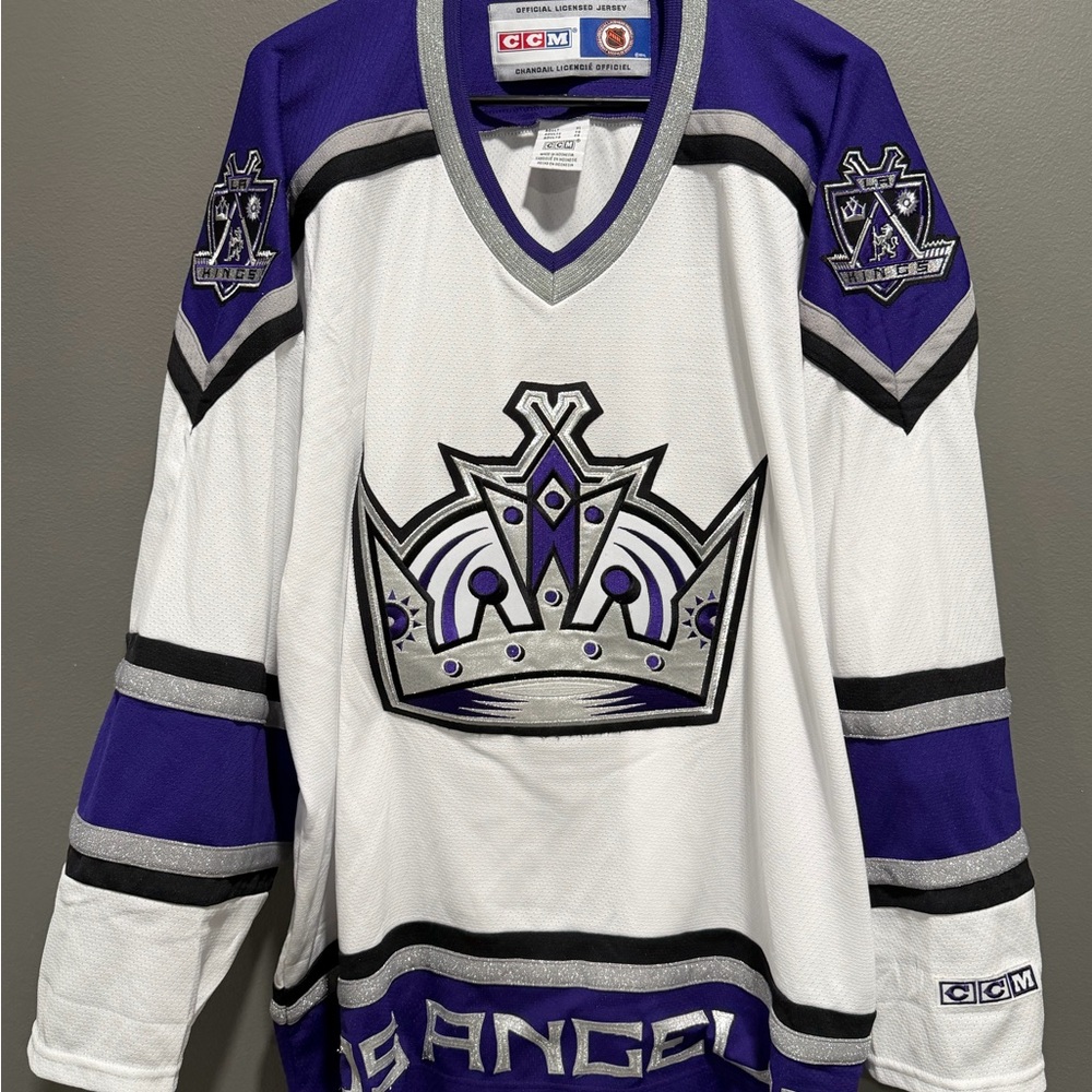 Vintage White Crown CCM LOS ANGELES KINGS Hockey Jersey MEN’S XL Stitched